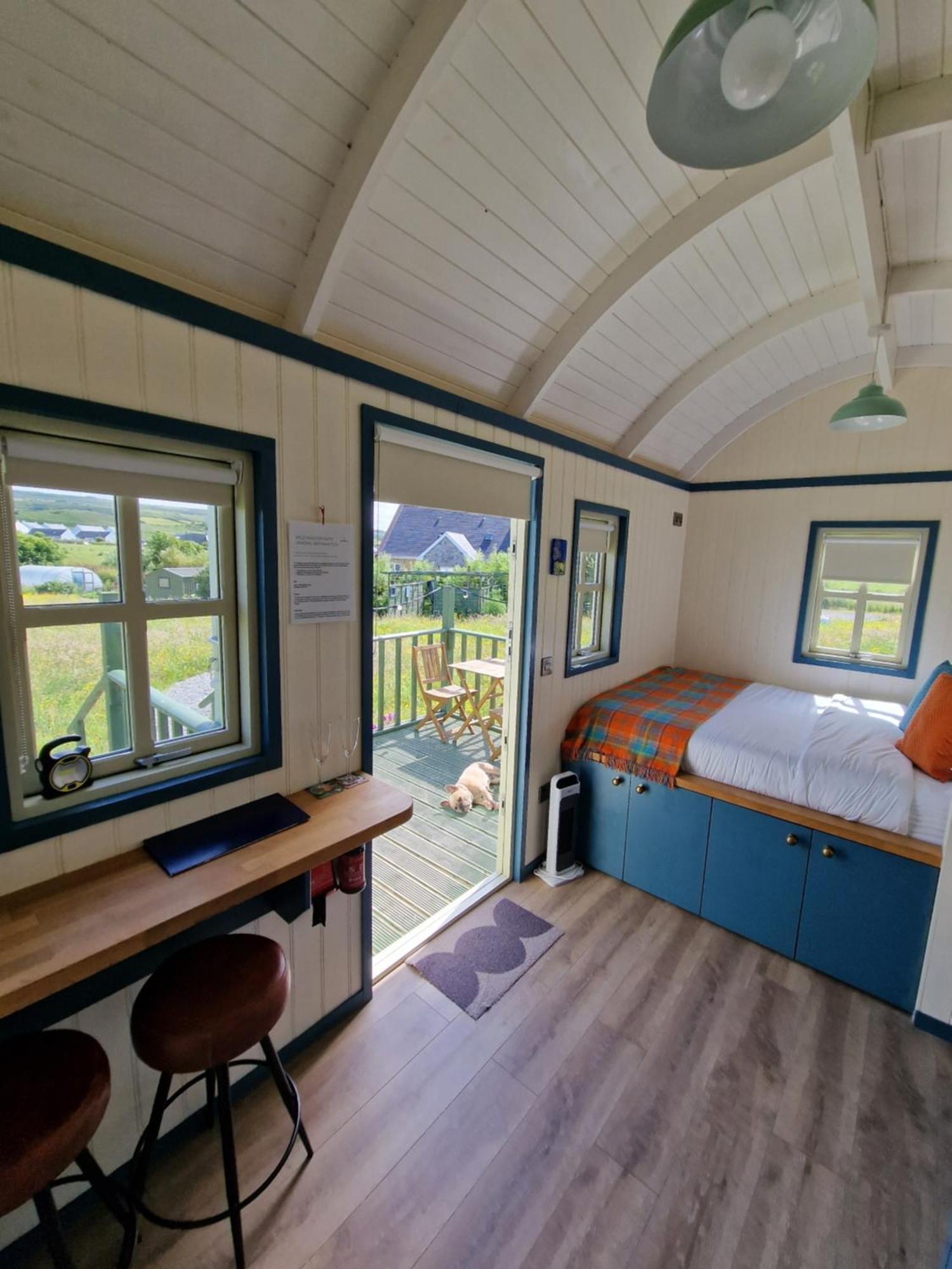 Wild Meadow Huts Villa Doolin Exterior photo